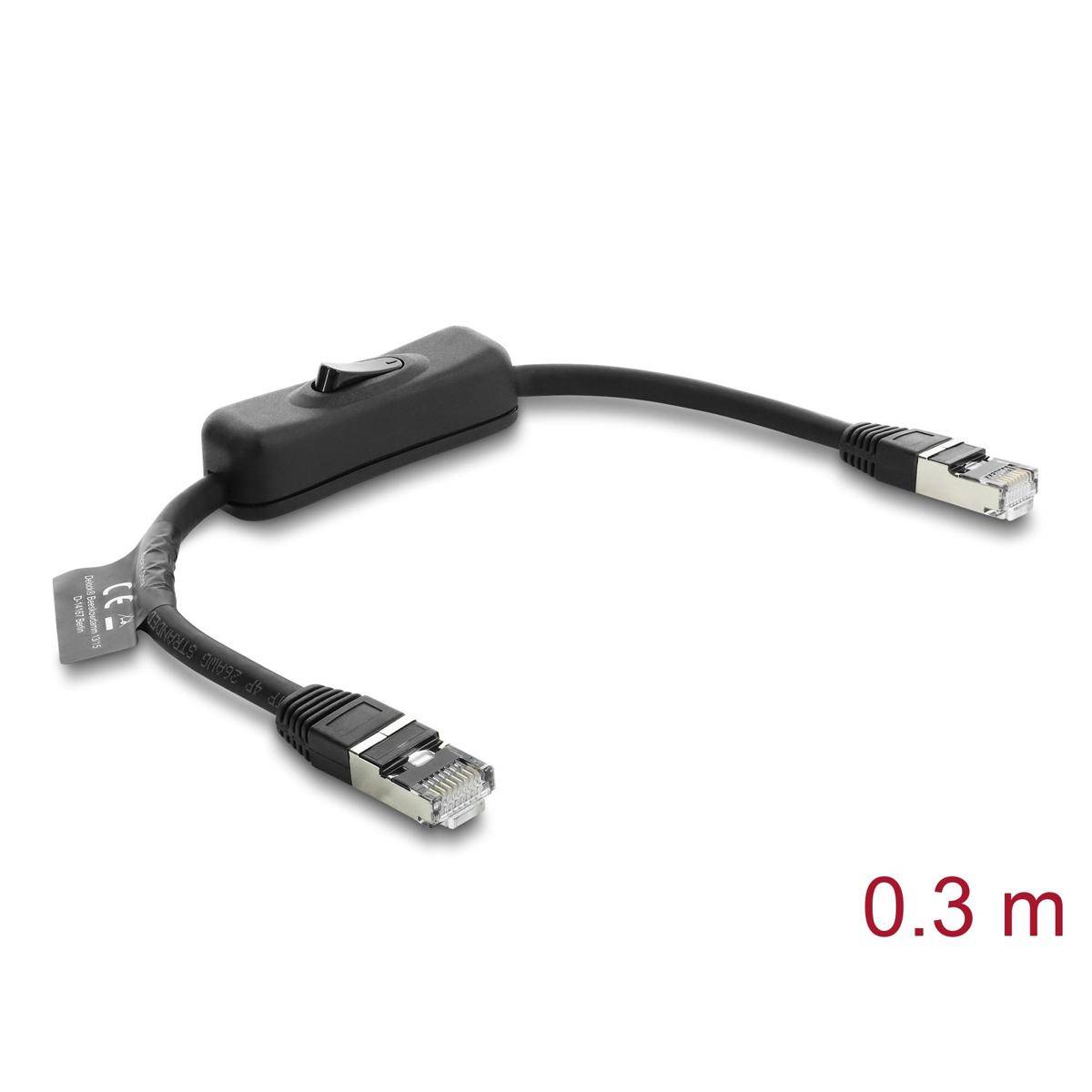 Ein Netzwerk-Splitter-Kabel mit zwei RJ45-Anschlüssen und einem Schalter, beschriftet mit „0,3 m