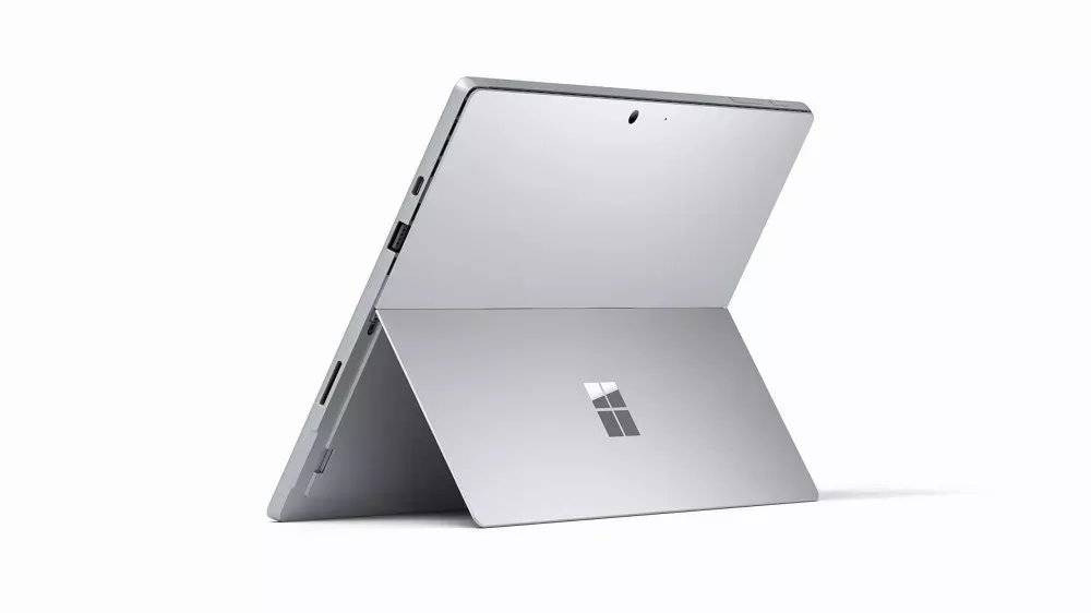 Microsoft Surface Pro 7 i5-1035G4 8GB 128GB 2736x1824 WLAN BT Webcam Win 11 Pro mit Tastatur