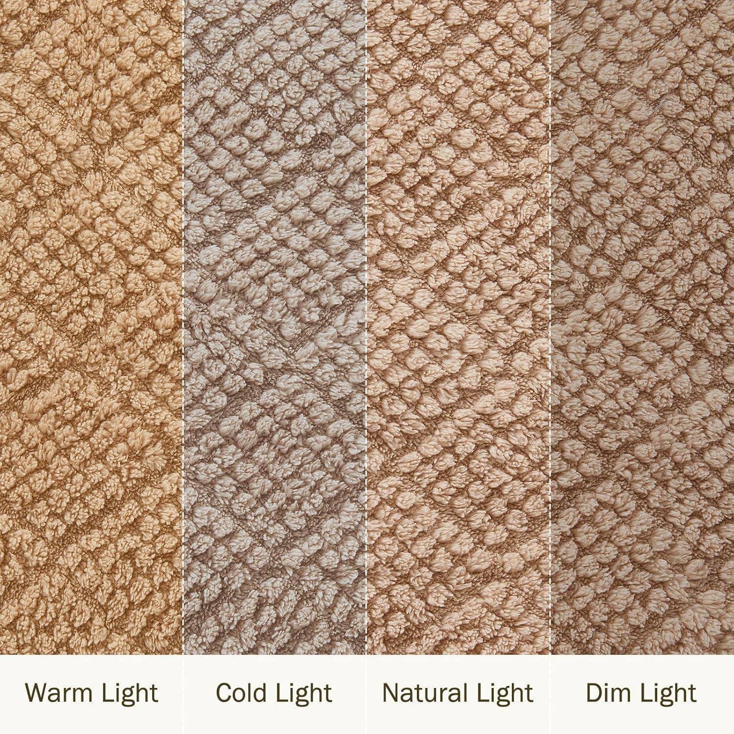 Bild mit vier Teppichtexturen unter verschiedenen Lichtverhältnissen: „Warmes Licht