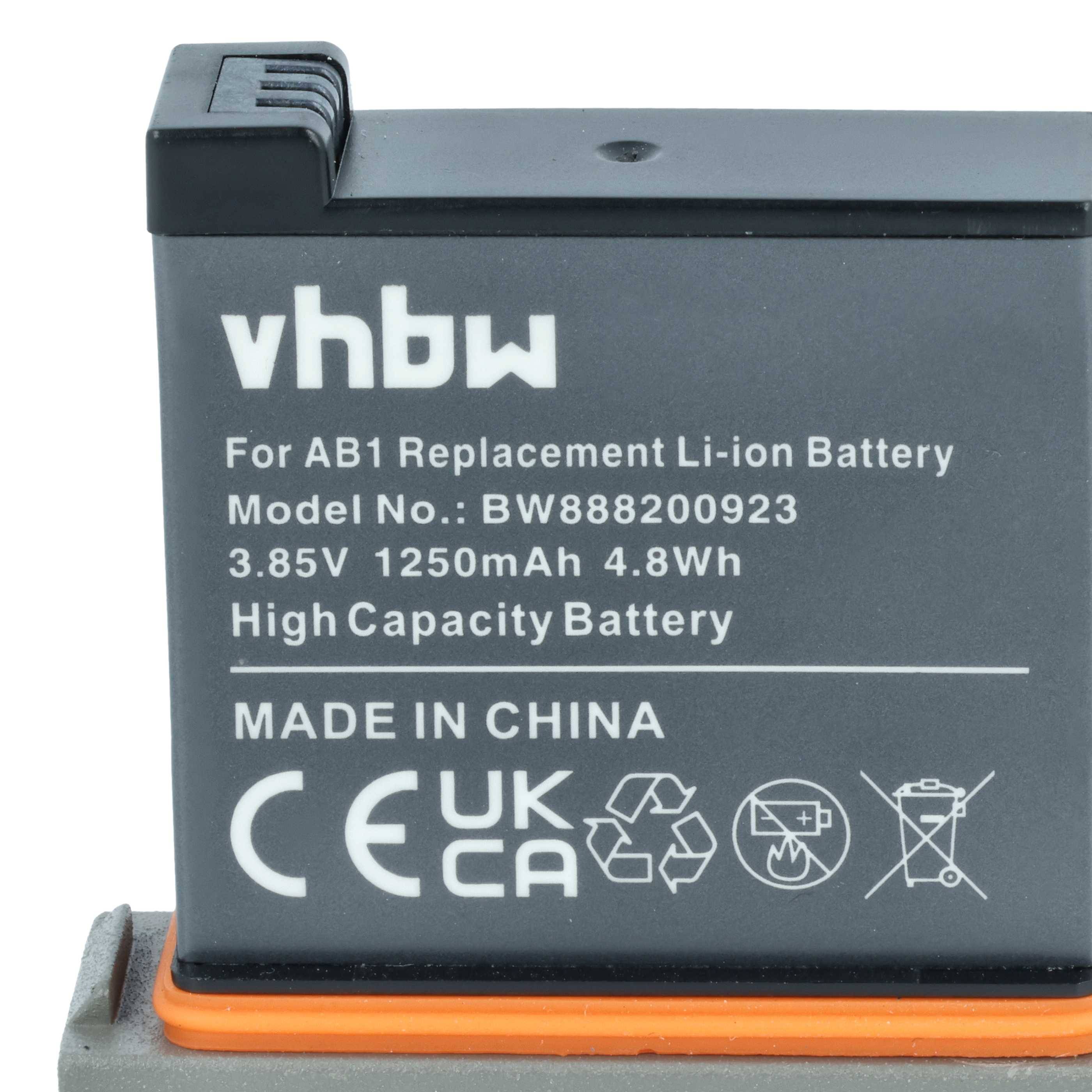 Ein grauer Ersatz-Lithium-Ionen-Akku, Modell AB1, für Geräte, mit folgenden Spezifikationen: 3,85V, 1250mAh, 4,8Wh. Hergestellt in China.