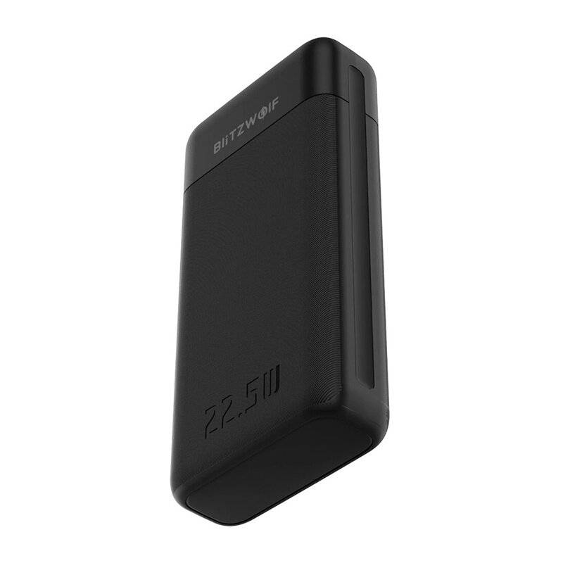 Eine schwarze tragbare Powerbank mit der Bezeichnung „BlitzWolf" mit einer Kapazitätsanzeige, die „22,5W"" anzeigt, und zum Aufladen von elektronischen Geräten entwickelt.