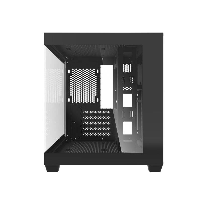 Schwarzes PC-Gehäuse mit gehärtetem Glasseitenpaneel, das mehrere Schächte und perforierte Abschnitte für die Luftzirkulation zeigt; leer, keine Komponenten im Inneren.