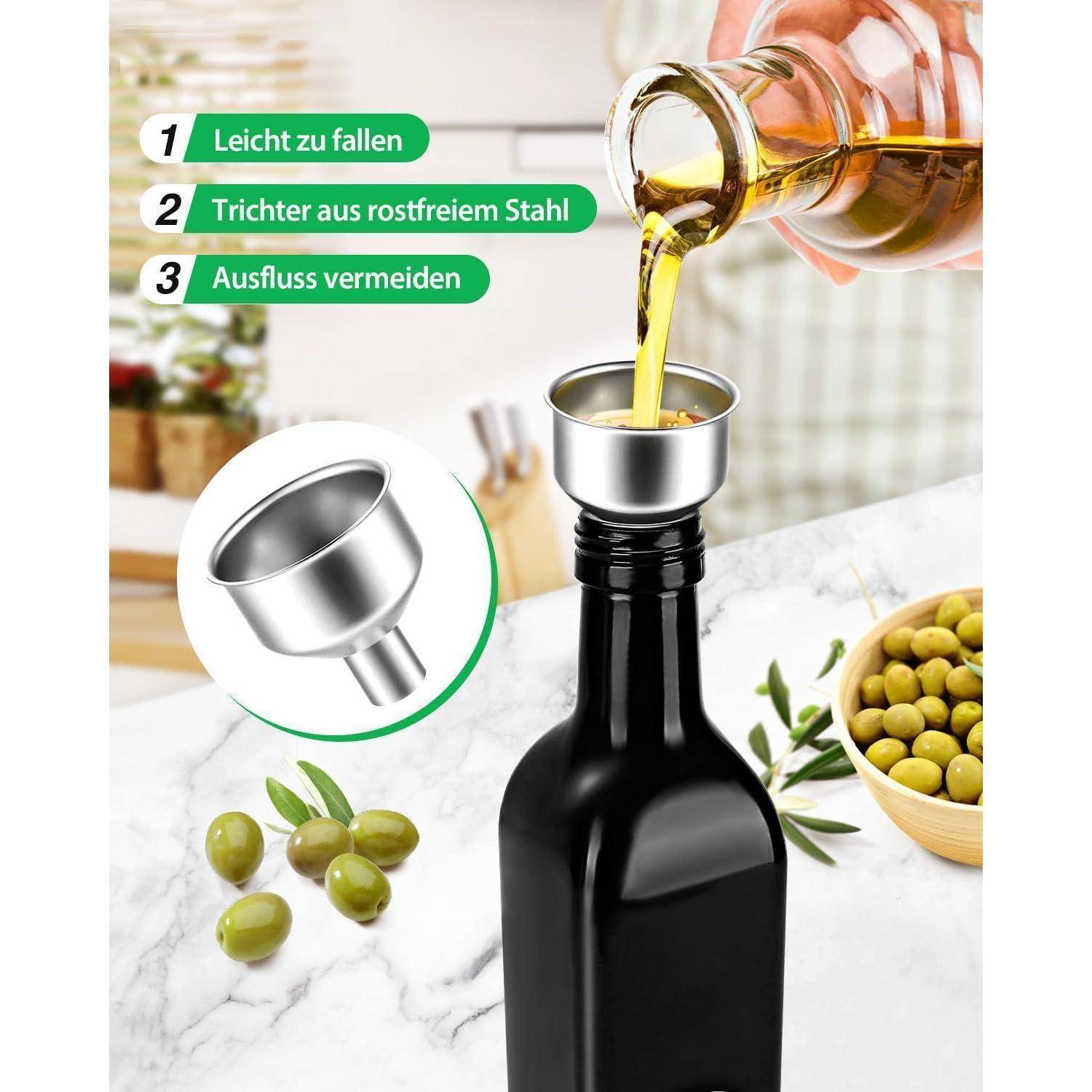 Eine Person gießt Öl mit einem Edelstahltricher in eine schwarze Flasche. Der deutsche Text beschreibt die Vorteile: einfach zu handhaben, rostfrei, verhindert Verschüttungen.