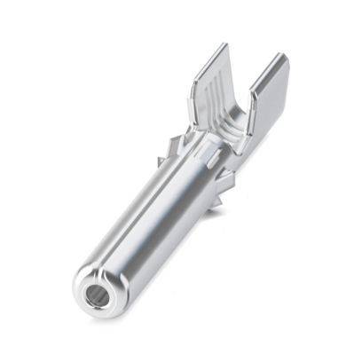 Ein metallischer Steckverbinder, verwendet in elektrischen Komponenten, auf weißem Hintergrund dargestellt.