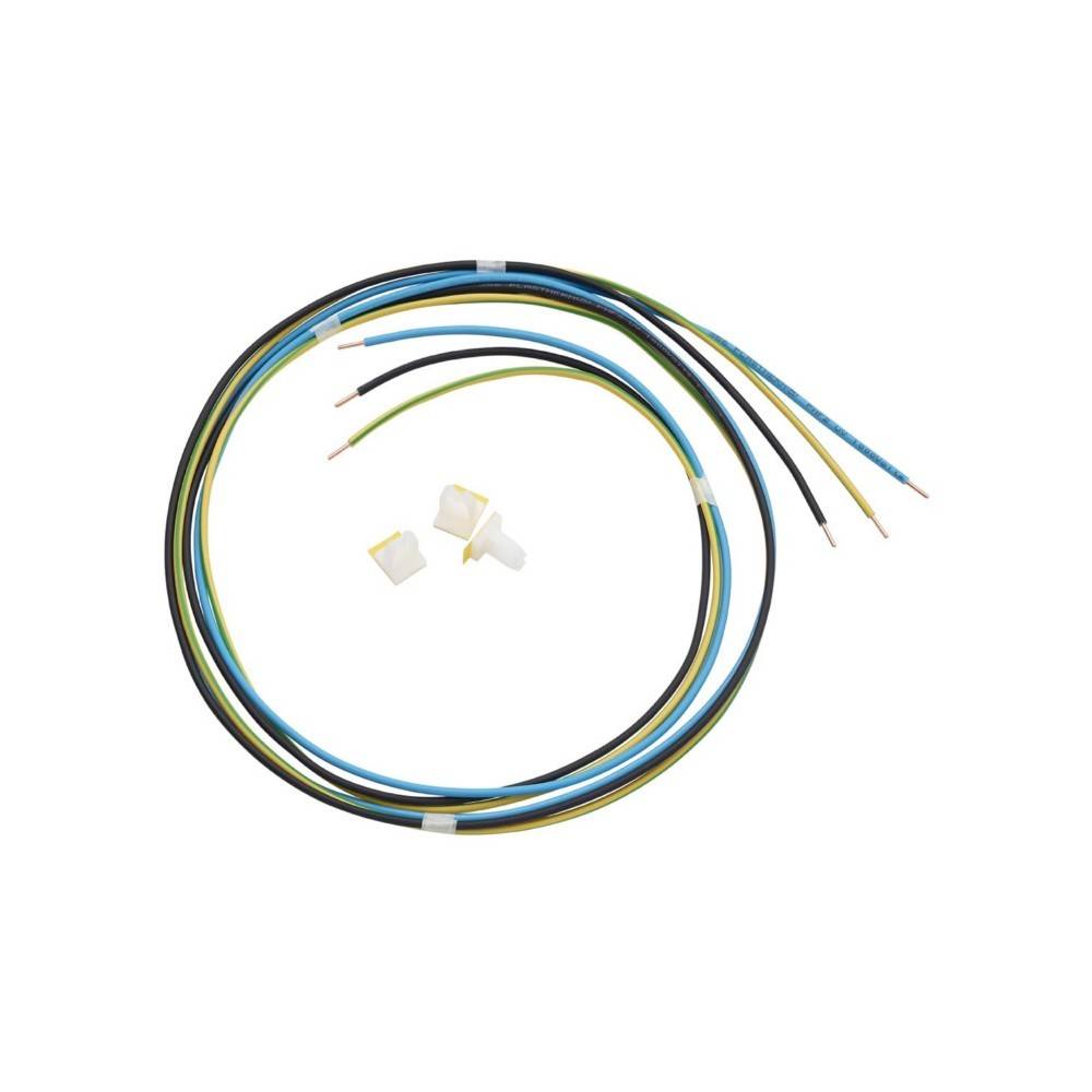 Elektroinstallationssatz mit drei farbigen Drähten und Steckverbindern, der zum sicheren und zuverlässigen Verbinden von elektrischen Komponenten verwendet wird.