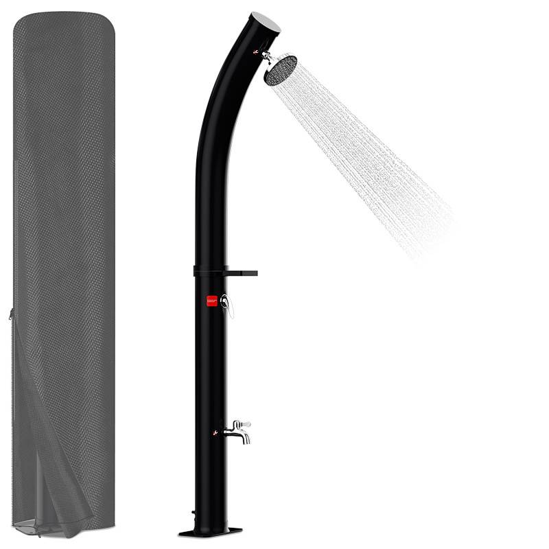 Außendusche mit Solaranlage in geschwungenem schwarzen Design, mit Kopfbrause und dualen Temperaturreglern, neben einer Schutzabdeckung.