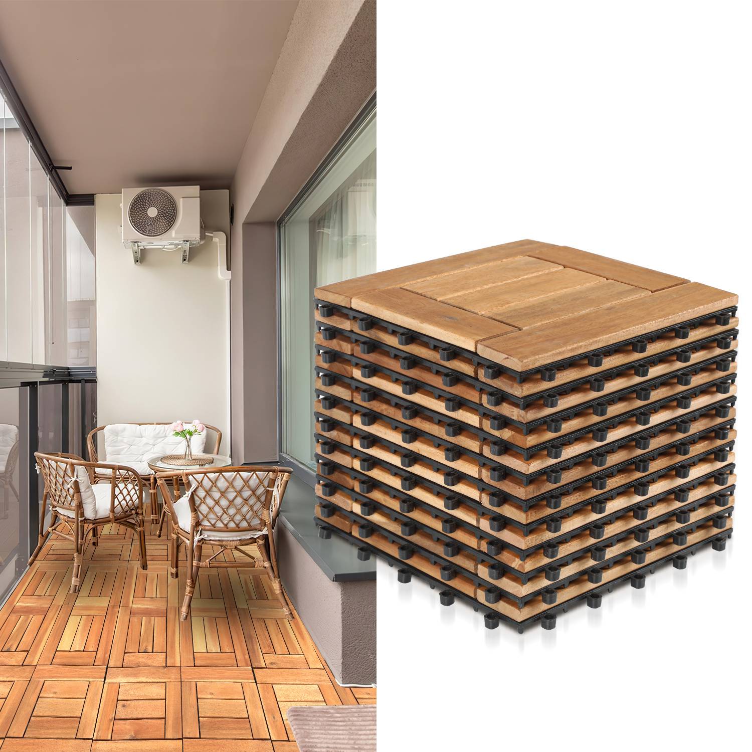 Balkon mit Holzbelag und zwei Korbstühlen neben einem kleinen Tisch; Stapel von miteinander verbindbaren Holzfliesen auf der rechten Seite.