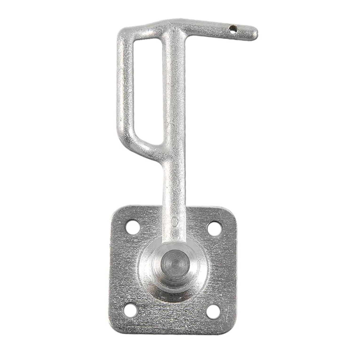 Eine metallische Verschlussvorrichtung mit rechteckigem Griff, befestigt an einer quadratischen Montageplatte mit vier Schraubenlöchern, verwendet zum Sichern von Türen oder Toren.