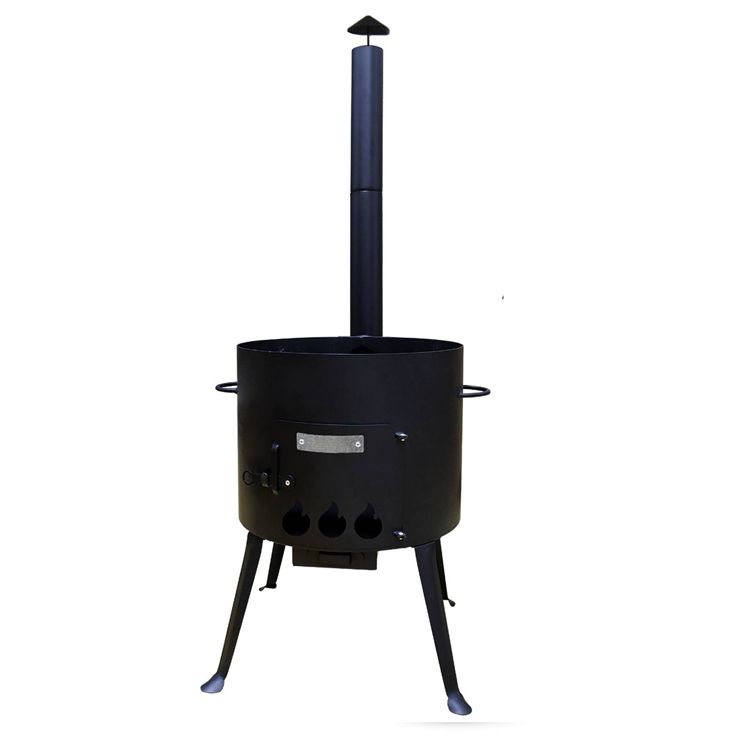 Ein schwarzer Metallgartenkocher mit hohem Schornstein, drei Beinen für Stabilität und zylindrischem Körper, entworfen zum Kochen oder Heizen.