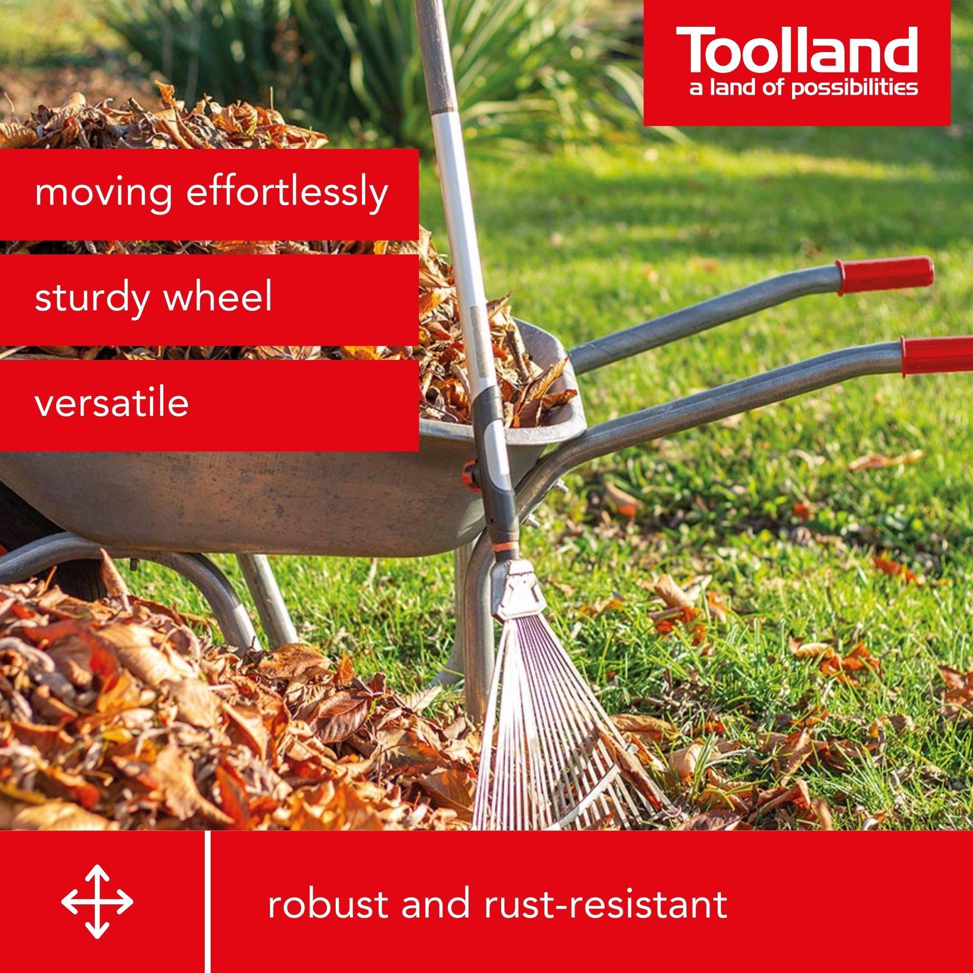 Eine Schubkarre gefüllt mit Laub, beschriftet mit „mühelos beweglich