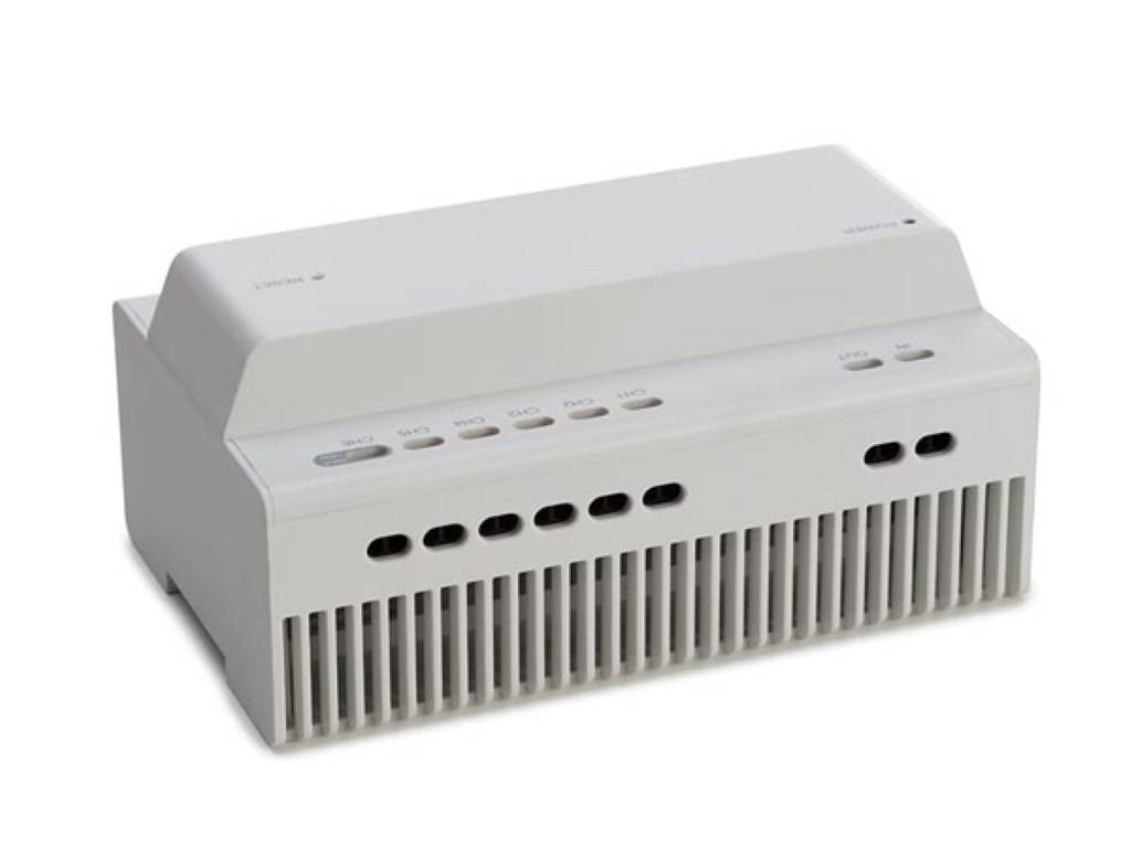 NETZWERK- UND STROMVERTEILER FÜR EDS201B