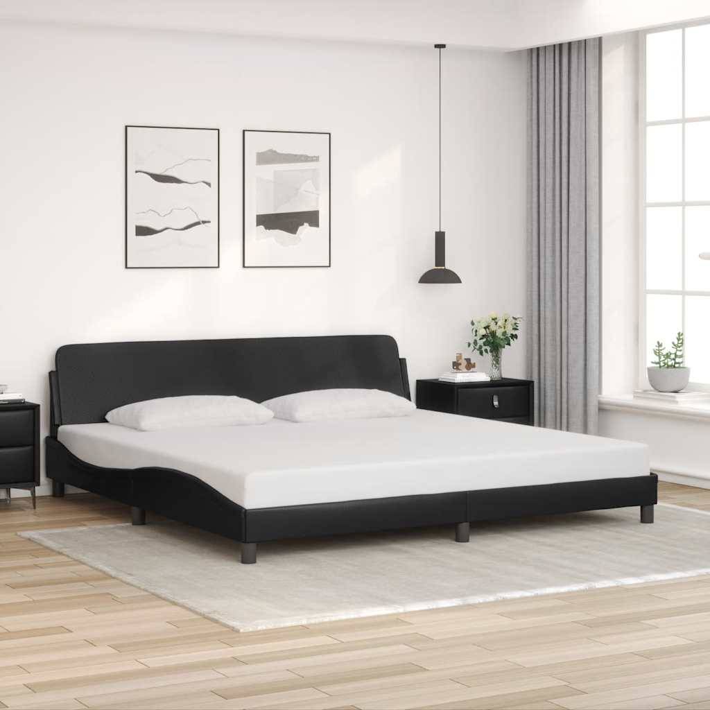 Ein modernes Schlafzimmer mit einem flachen schwarzen Bett, weißer Bettwäsche, zwei Nachttischen, abstrakter Wandkunst und einem großen Fenster mit einer Topfpflanze.