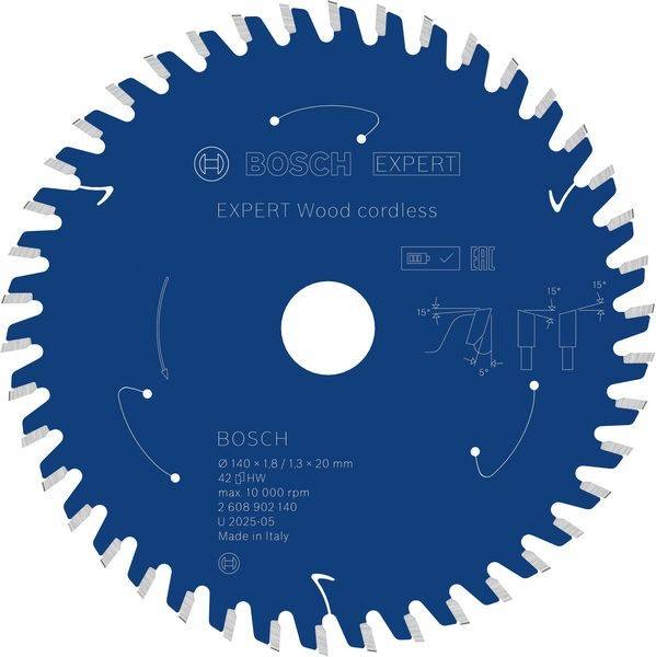 Blaues Bosch Expert Holz-Akku-Kreissägeblatt mit silbernen Zähnen und Mittelloch, beschriftet mit Schnittspezifikationen und Winkeldiagrammen.