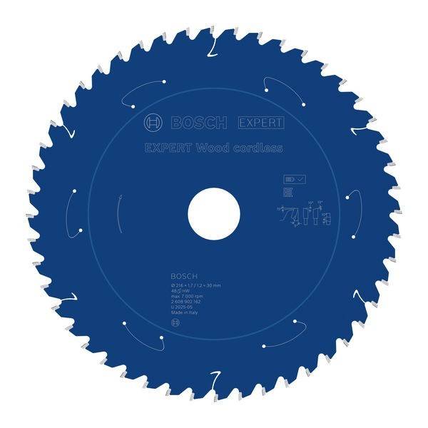 Blauer Bosch Expert Kreissägeblatt für Holz mit Zahnkante und Mittelloch auf weißem Hintergrund.