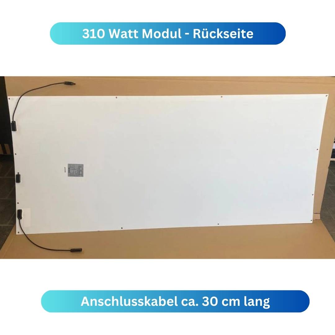 Rückseite des 310-Watt-Moduls, ungefähr 30 cm Verbindungskabel sichtbar.