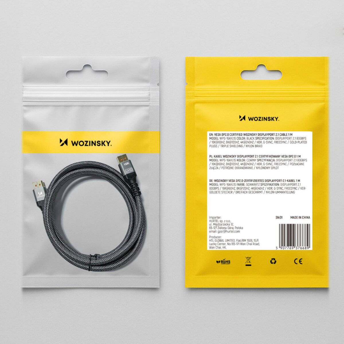 Zwei Pakete Wozinsky Micro-USB-Kabel. Eines zeigt das aufgerollte Kabel, das andere zeigt Produktspezifikationen auf gelbem Hintergrund.