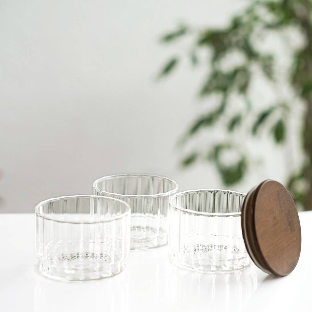 Aufbewahrungsbehälter aus Glas mit Holzdeckel, 3-teilig - stapelbar