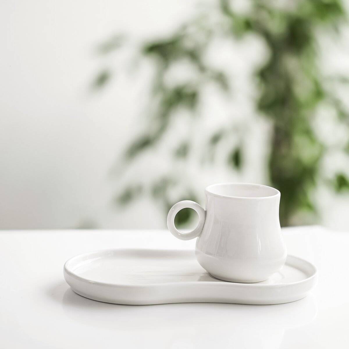Elegantes 12-teiliges Mokkatassen-Set aus Porzellan - 100 ml, Weiß