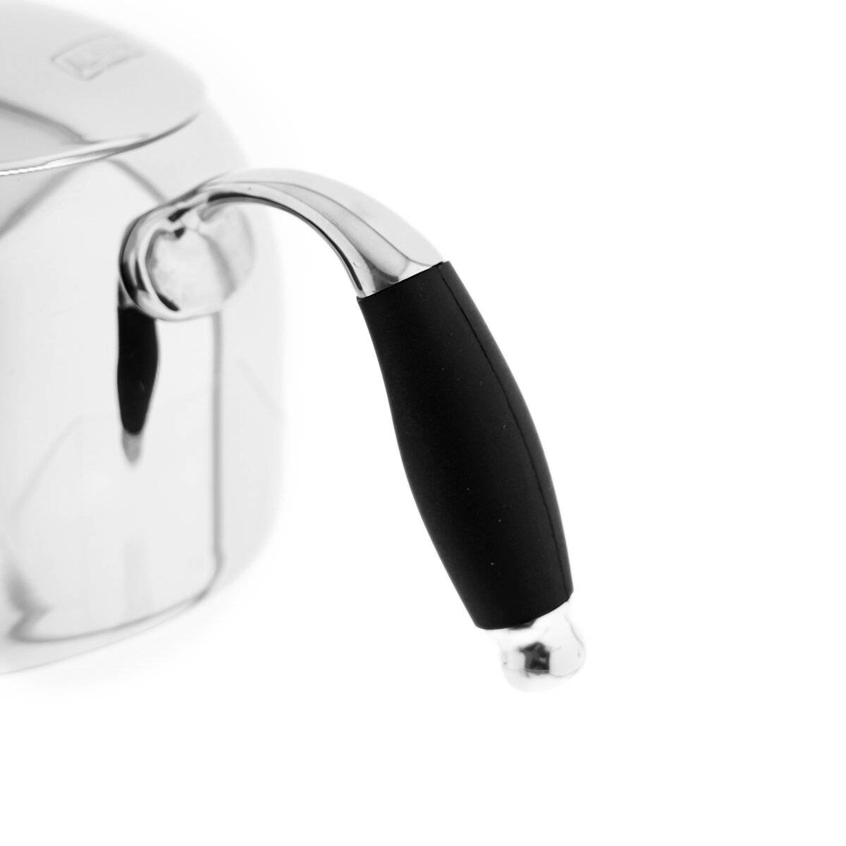 Quadratische Kochpfanne mit Griffen, auf einer Seite mit einem Temperaturregelregler ausgestattet. Das Logo „NEUDORF