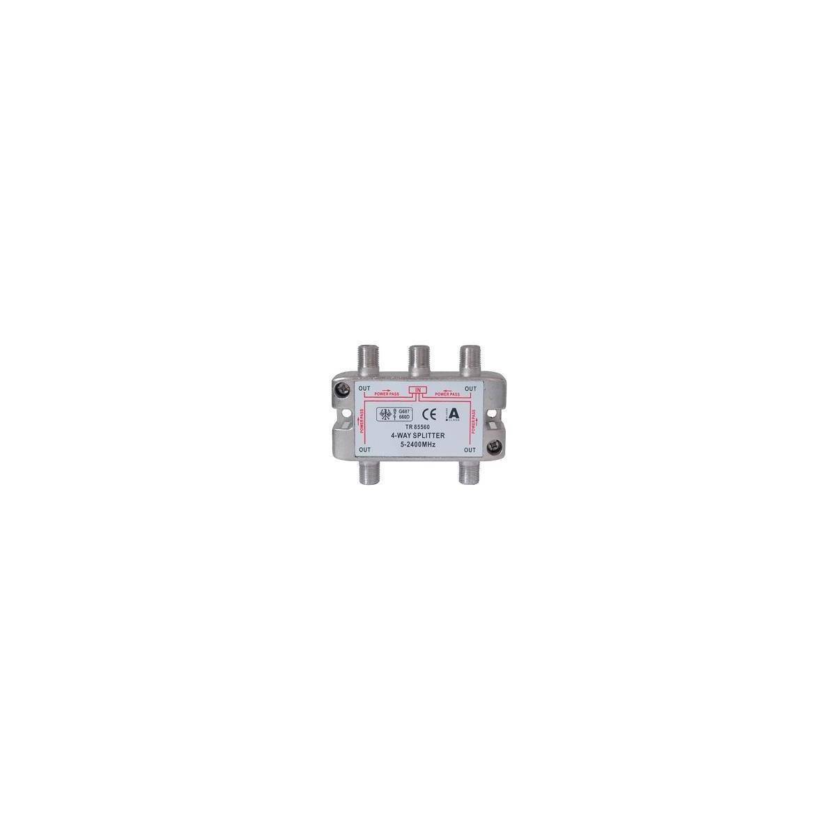 Eine silberne elektronische Komponente mit vier Anschlüssen und Beschriftungen, wahrscheinlich ein Splitter, der zur Signalverteilung in einem Kabelsystem verwendet wird.