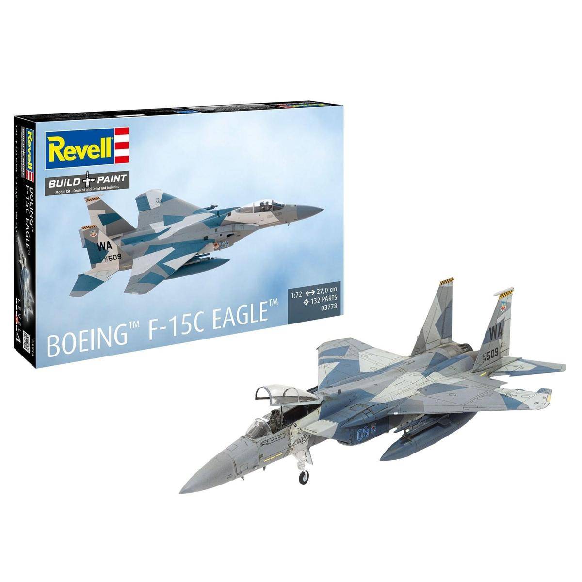 Modellbausatz-Karton und zusammengebautes Boeing F-15C Eagle Flugzeug. Der Karton trägt die Aufschrift „Revell BOEING F-15C EAGLE