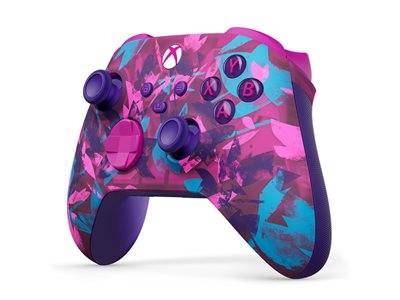 Ein farbenfroher Gaming-Controller mit einem lebendigen abstrakten Muster in Pink, Violett und Blau, mit beschrifteten Tasten „A