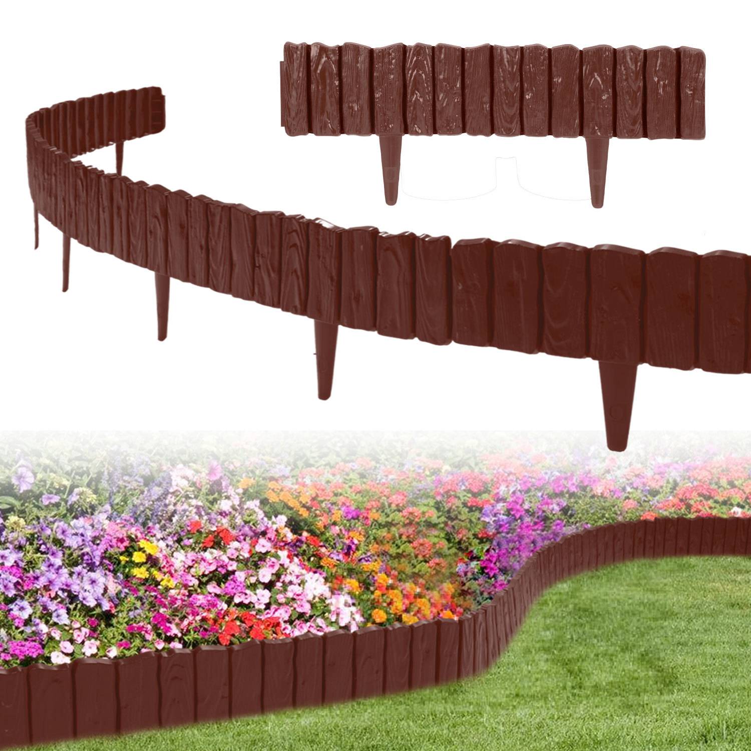 Gewölbte schokoladenbraune Kunststoff-Landschaftseinfassung begrenzt Blumenbeete und Rasen, gezeigt in einer Produktansicht mit weißem Hintergrund und einem Beispiel aus einem Garten im Freien.