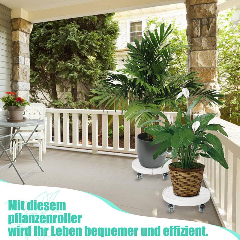 Eine Veranda mit zwei Topfpflanzen auf Rollständern. Ein kleiner Stuhl und Tisch befinden sich im Hintergrund. Der Text in Deutsch bewirbt Pflanzenroller.