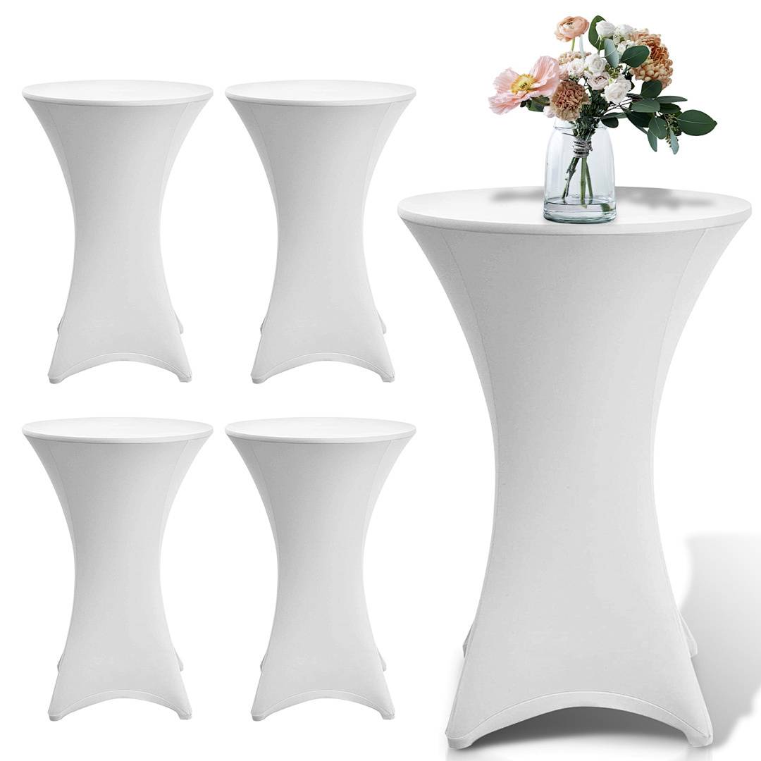 Fünf weiße runde Cocktailtische, einer mit einer Blumenvase bestückt, präsentieren ein einfaches, elegantes Setup, das sich für Veranstaltungen eignet.