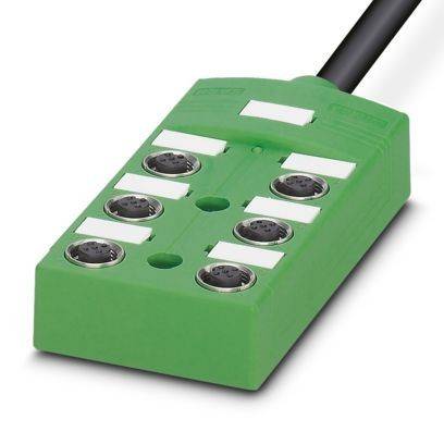 Ein grüner Industrie-Steckverbinder mit mehreren kreisförmigen Anschlüssen und einem angeschlossenen schwarzen Kabel, das für Daten- oder Stromintegration verwendet wird.
