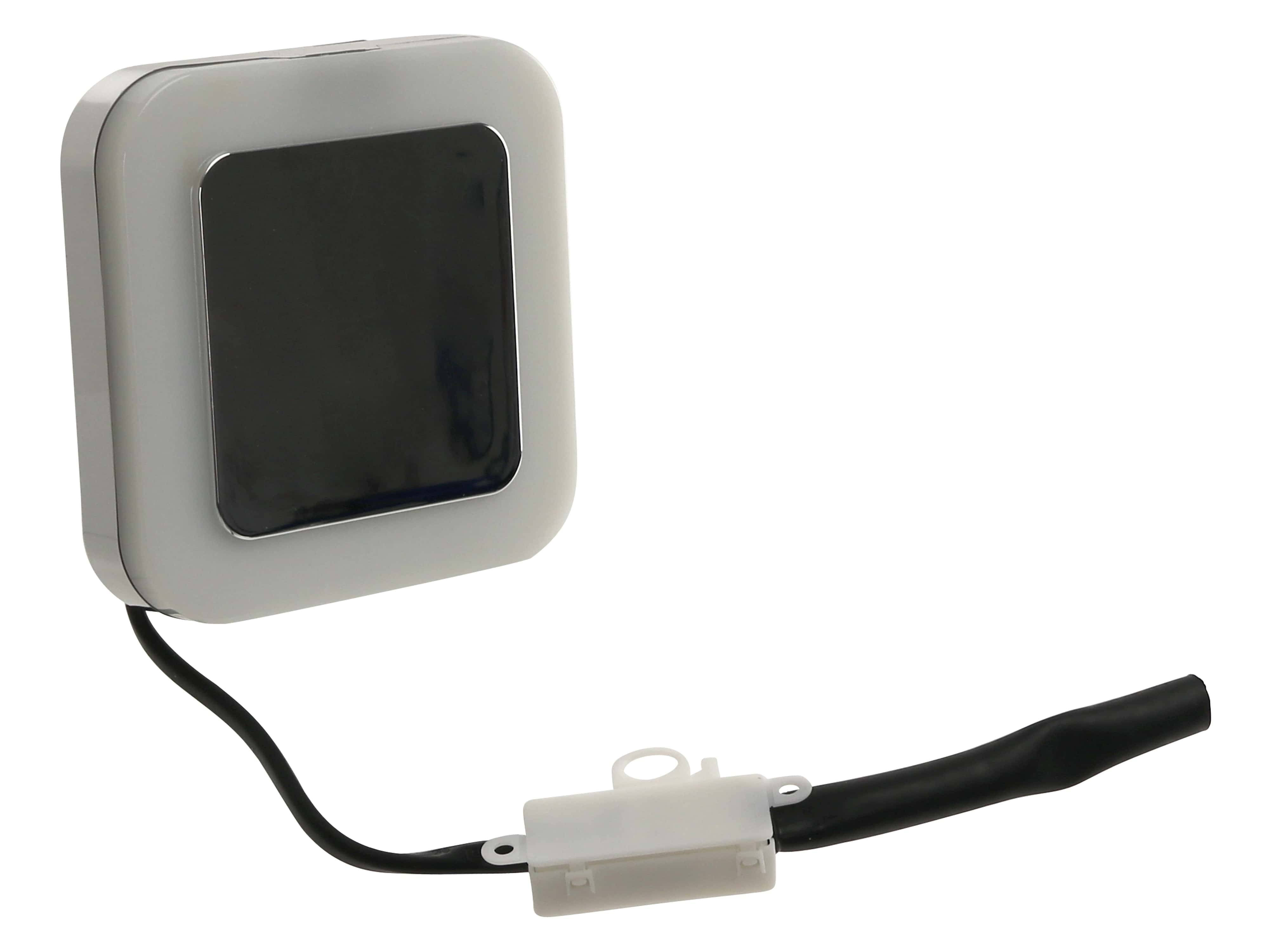 Ein quadratisches Solarpanel mit abgerundeten Kanten auf einer weißen Basis ist mit einem schwarzen Kabel verbunden, was darauf hindeutet, dass es Teil eines elektronischen Geräts ist.