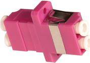 Ein rosa stabiler Heftapparat auf weißem Hintergrund.