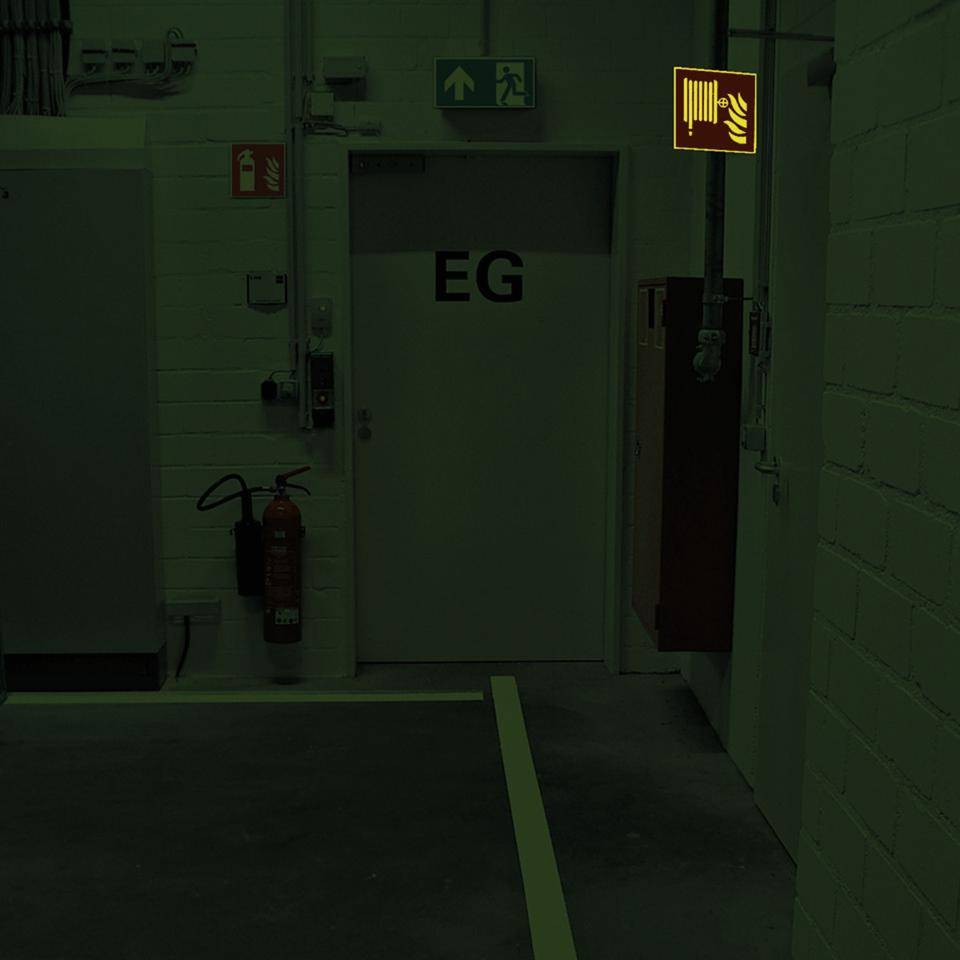 PERMALIGHT® power langnachleuchtend Fahnenschild Löschschlauch, ASR/ISO, Kunststoff, 200x200mm