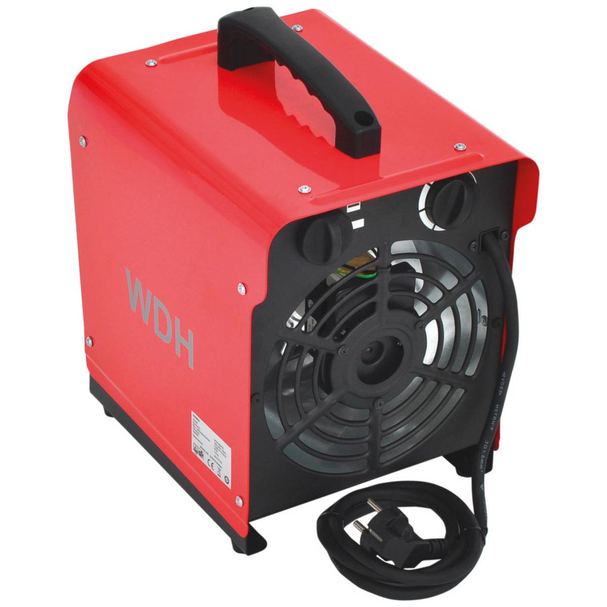 Ein roter tragbarer elektrischer Heizer mit einem großen schwarzen Ventilator an der Vorderseite und einem Tragegriff oben. Ein Stromkabel ist daneben aufgerollt.