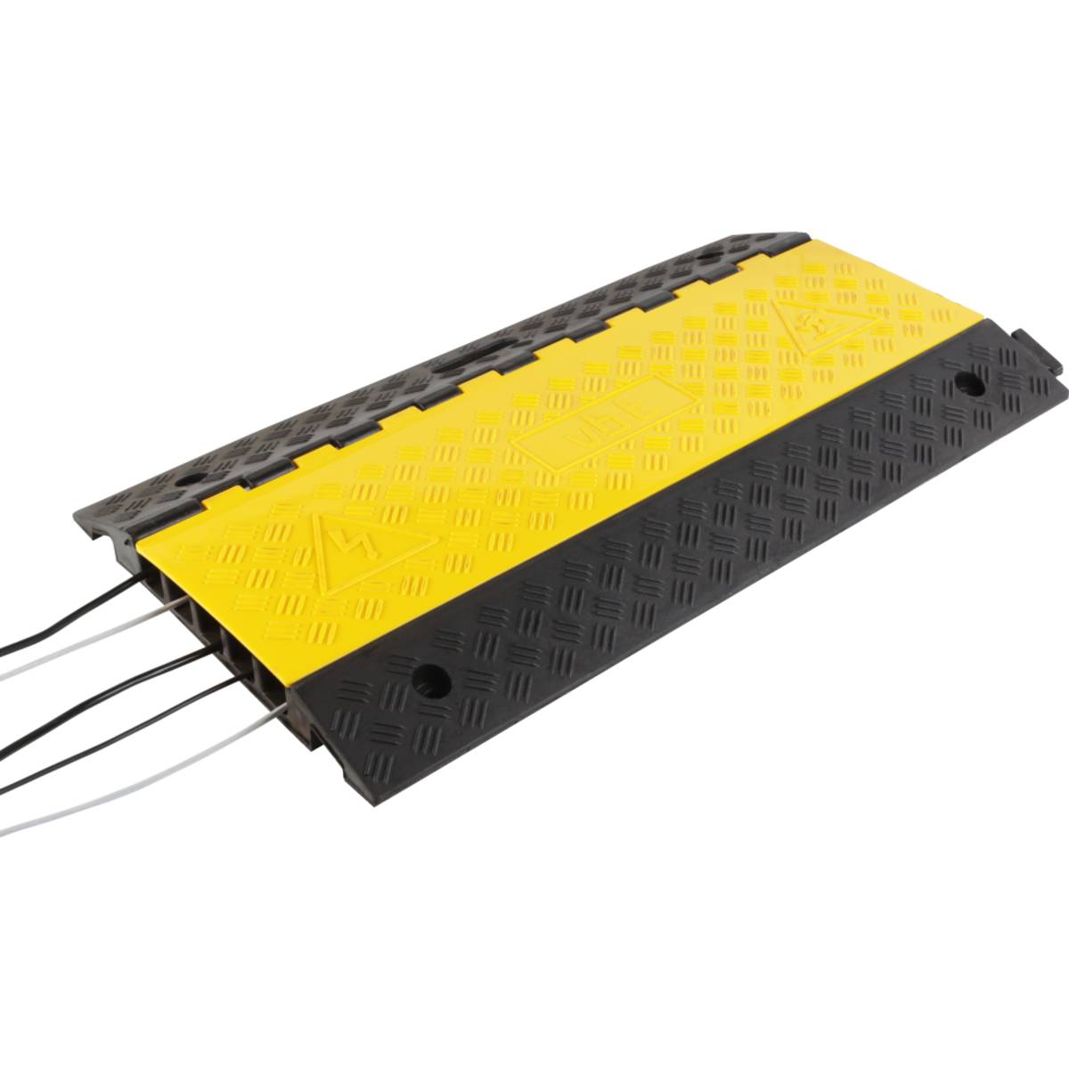 Ein gelb-schwarzer Kabelschutz mit mehreren Drähten darunter, der verwendet wird, um Kabel sicher vor Verkehr oder Fußgängern zu schützen und zu überdecken.