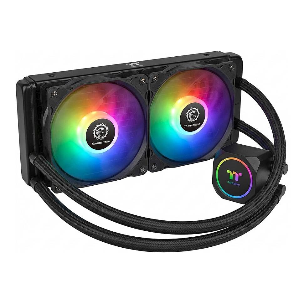 RGB-Flüssigkeits-CPU-Kühler mit zwei Lüftern, regenbogenfarbig beleuchtet und angebrachten Schläuchen.