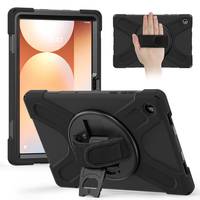 Robustes schwarzes Tablet-Gehäuse mit Handschlaufe und integriertem Ständer, gezeigt beim Halten eines Tablets. Bietet mehrere Betrachtungswinkel.