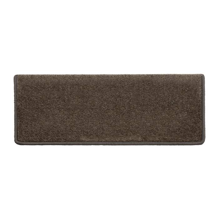Eine rechteckige braune Fußmatte mit einem schlichten, einfachen Design, geeignet für den Innen- oder Außenbereich.