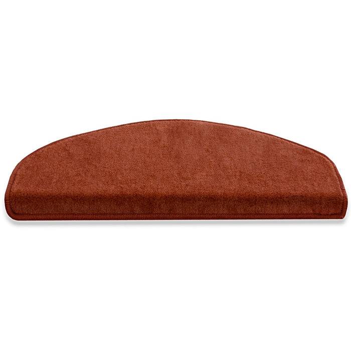 Eine halbkreisförmige, rostfarbene Treppenstufe mit strukturierter Oberfläche, entwickelt um die Sicherheit zu verbessern und einen dekorativen Akzent auf Treppen zu setzen.