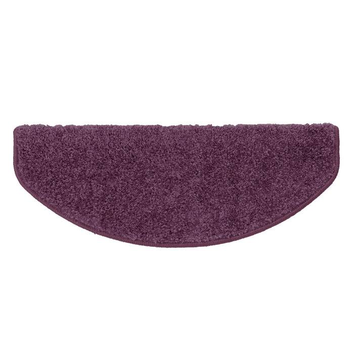 Lila Halbkreis-Teppich mit plüschiger Textur, ideal zum Hinzufügen von Farbtupfern und Komfort zu Wohnungseinrichtungen.