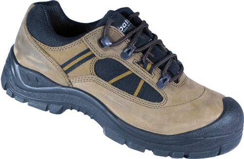 Ein Paar schwarze Schutzarbeitshandschuhe mit grünem Besatz, auf der Rückseite mit Sicherheitszertifizierungsmarkierungen versehen, liegen nebeneinander.