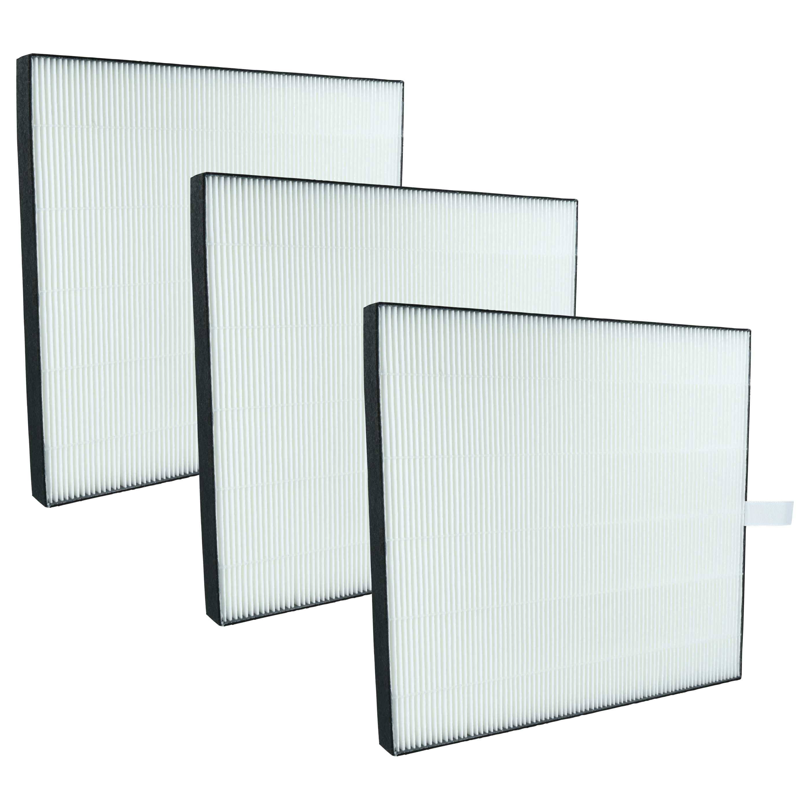 Drei rechteckige Luftfilter mit weißen gefalteten Oberflächen und schwarzen Rahmen, leicht versetzt übereinander angeordnet.