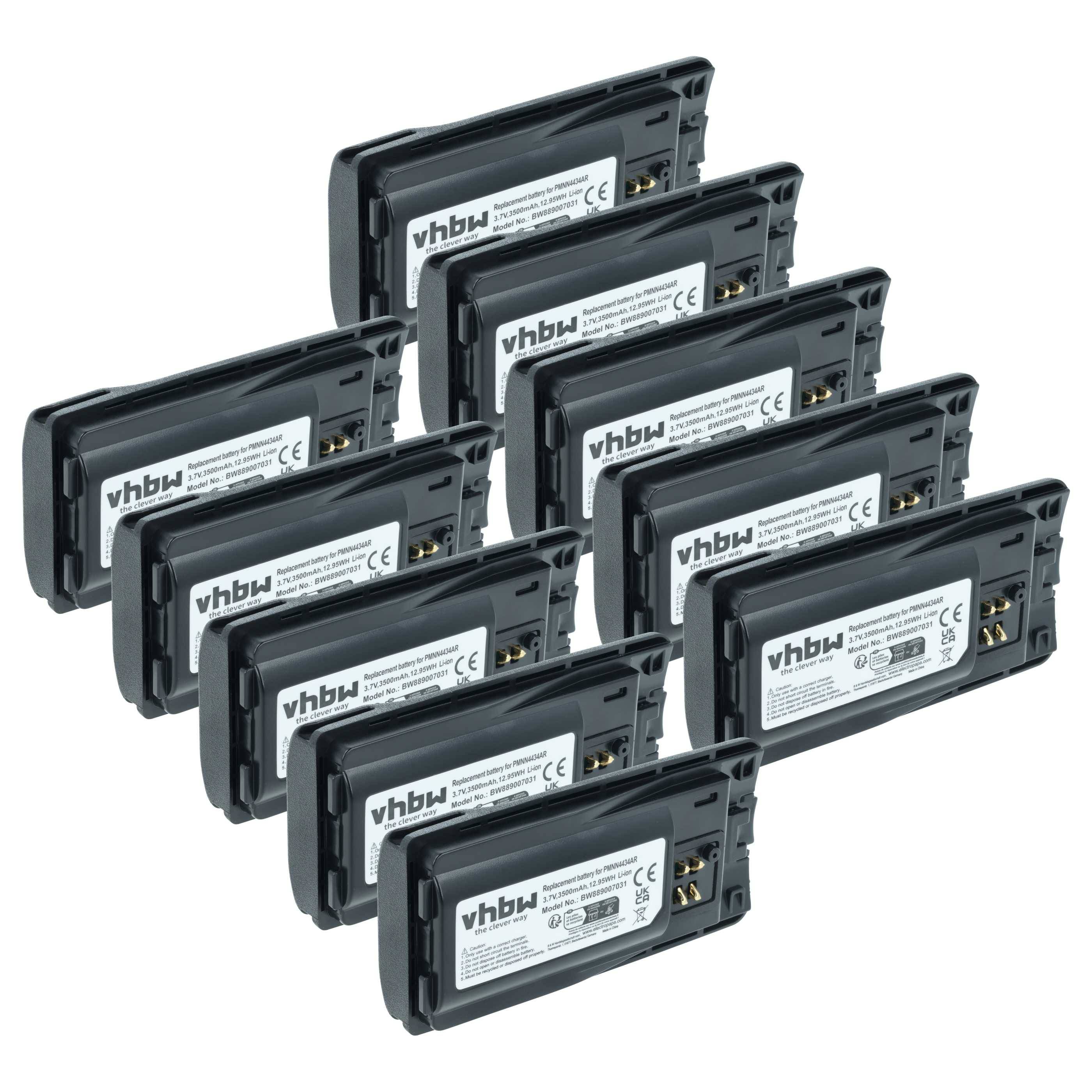 Eine Gruppe von zehn mit vhbw gekennzeichneten, rechteckigen, schwarzen Ersatzbatterien für Kenwood-Funkgeräte, jede mit einem Etikett mit Spezifikationsangaben.