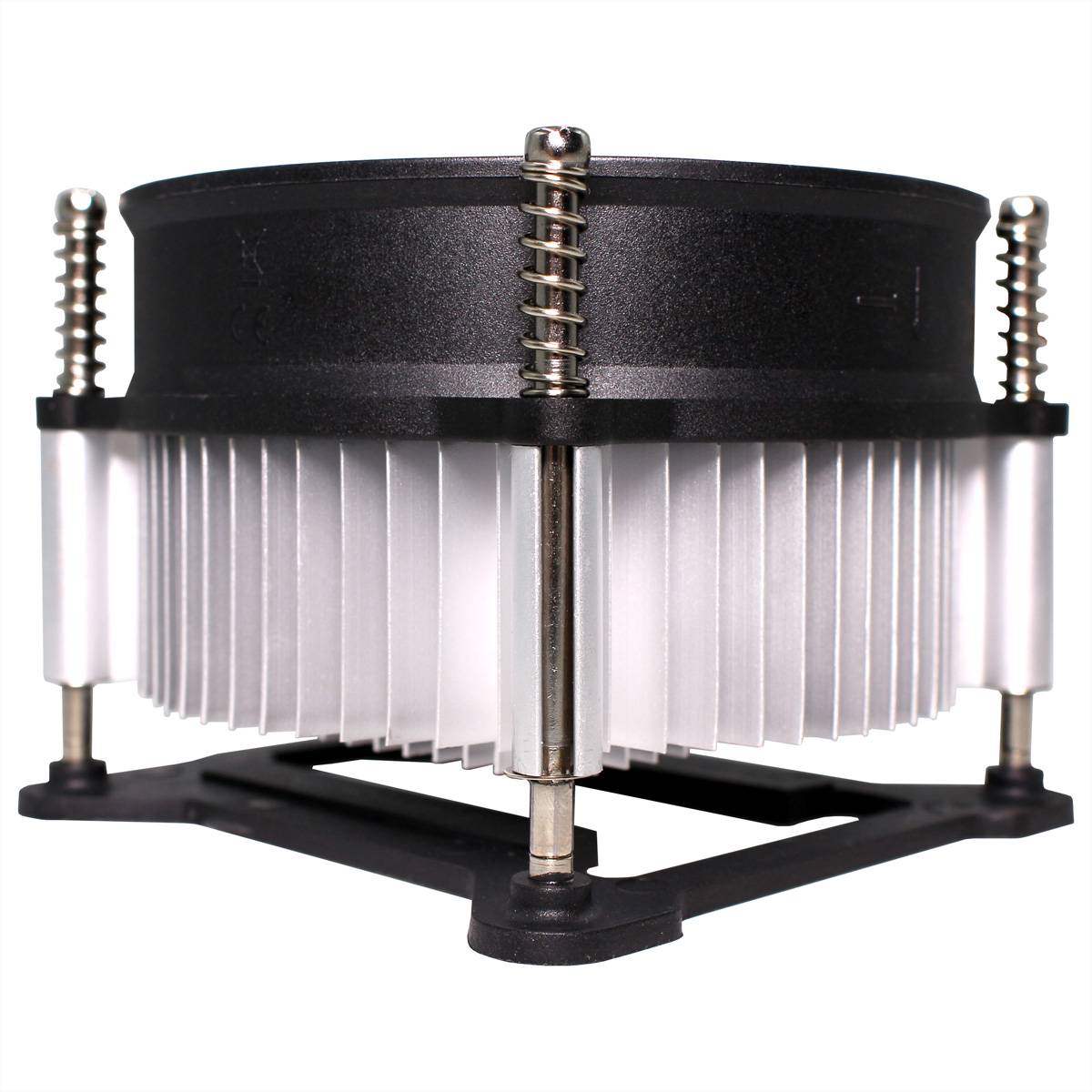 Ein CPU-Kühler für Computer mit einem schwarzen Lüfter und silbernen Kühlrippen, montiert auf einer schwarzen Basis mit vier Metallschrauben.