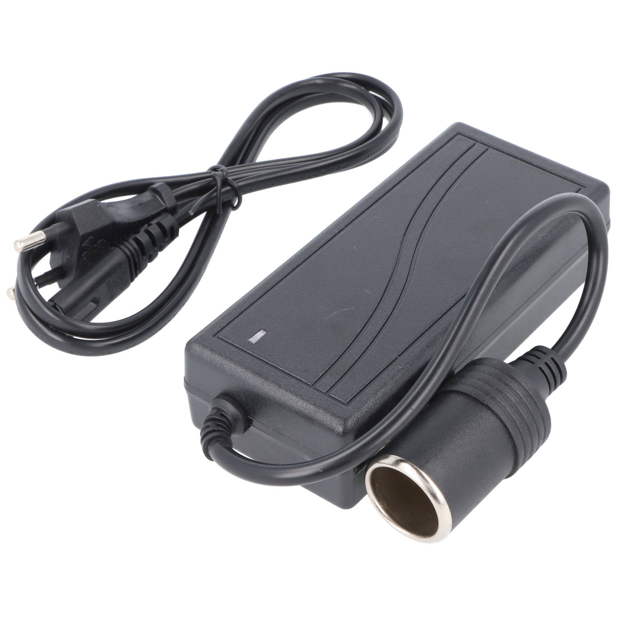 Ein schwarzer Netzteil mit EU-Stecker und zylindrischer Buchse, üblicherweise zum Laden oder Betreiben von elektronischen Geräten verwendet.