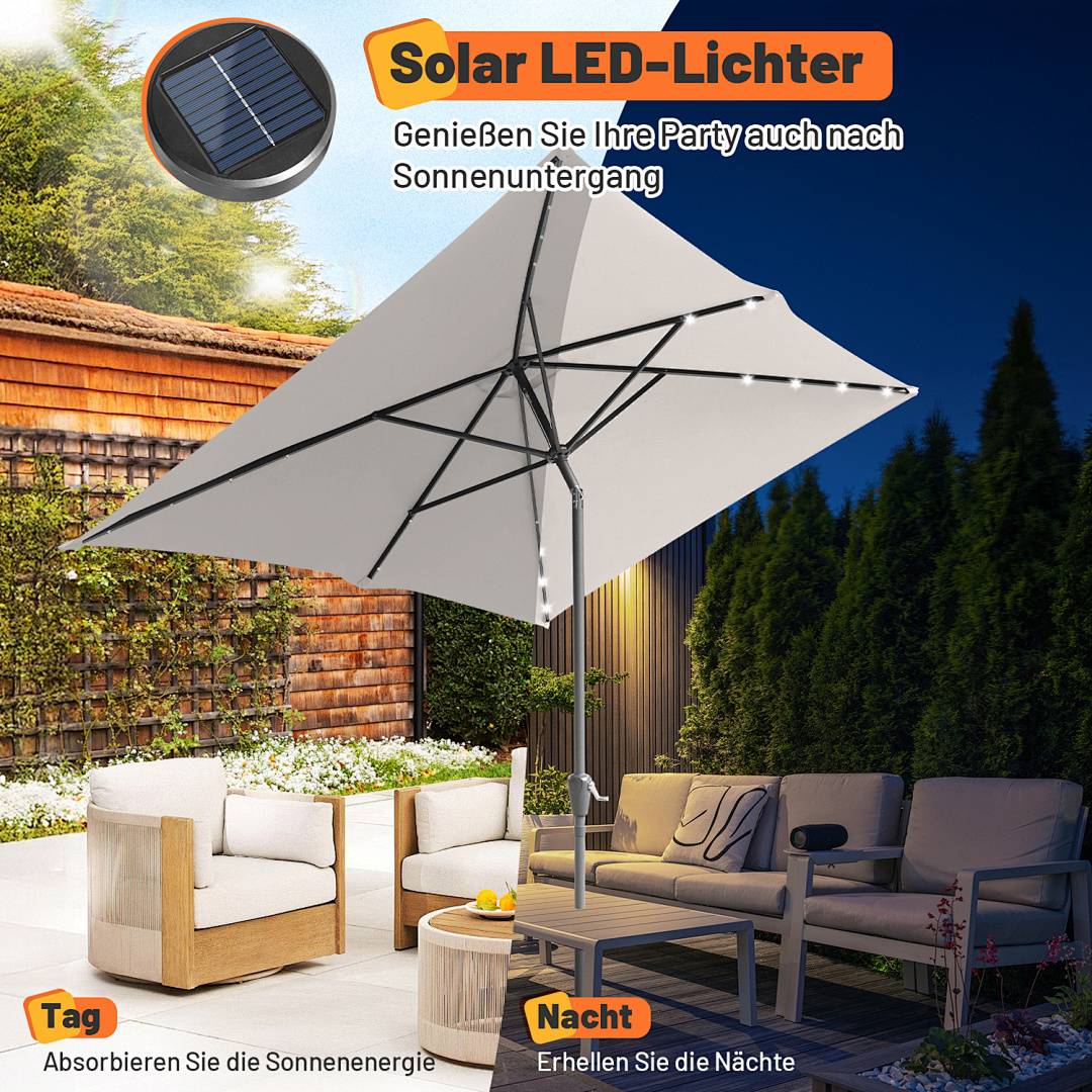 Außenszene mit einer Terrasse, die einen Solar-LED-Schirm präsentiert. Der Text lautet „Solar-LED-Lichter