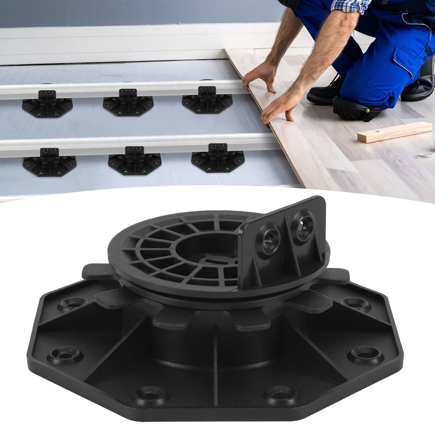 Eine Person installiert verstellbare Stützpodeste auf einer ebenen Fläche und zeigt deren Verwendung beim Schaffen von ebenen Fundamenten für Bodenbeläge oder Decking.
