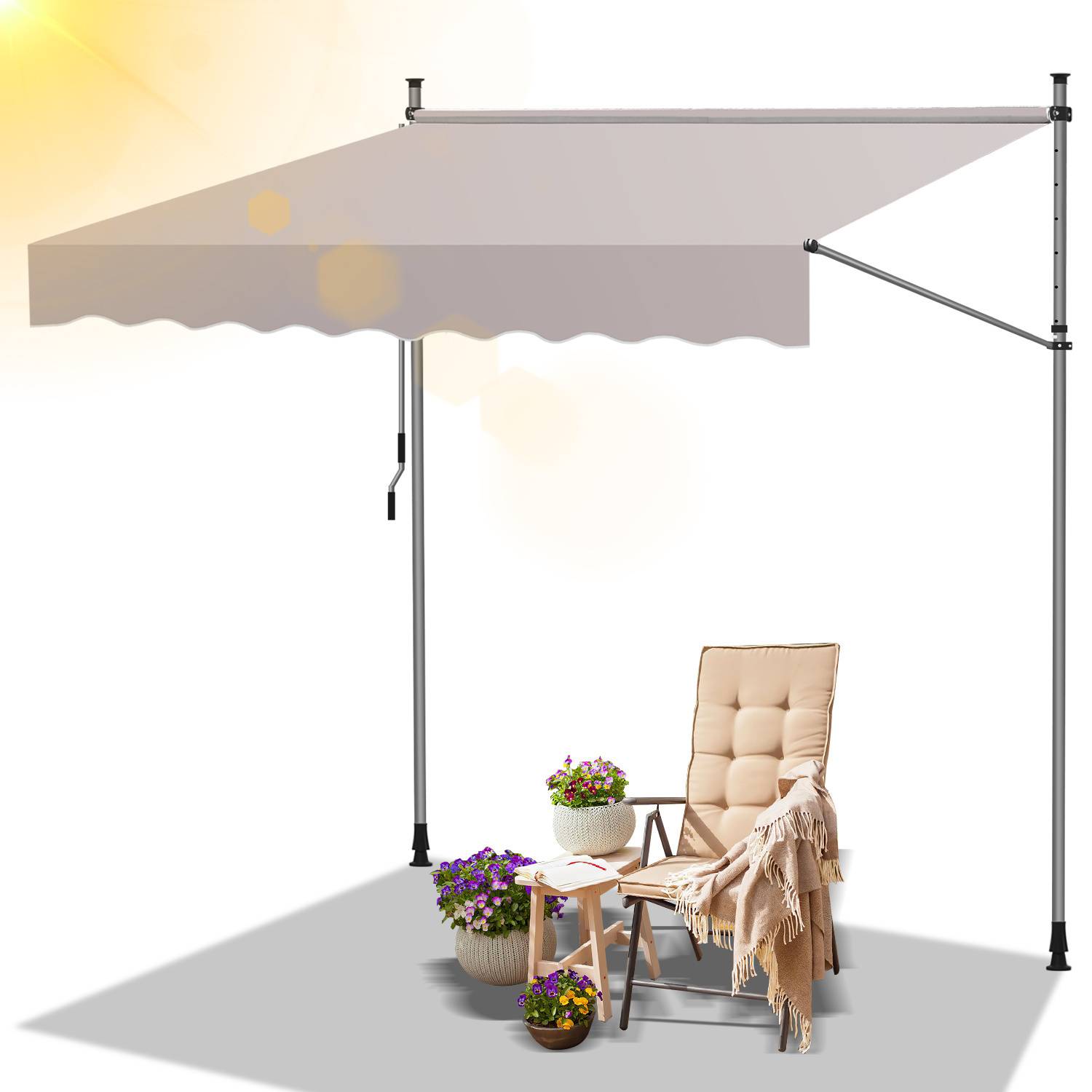 Eine Terrassenmarkise spendet Schatten über einem Stuhl mit einem Kissen und einer Decke. Ein kleiner Tisch hält ein Getränk. Blumen verleihen einen Hauch von Farbe.