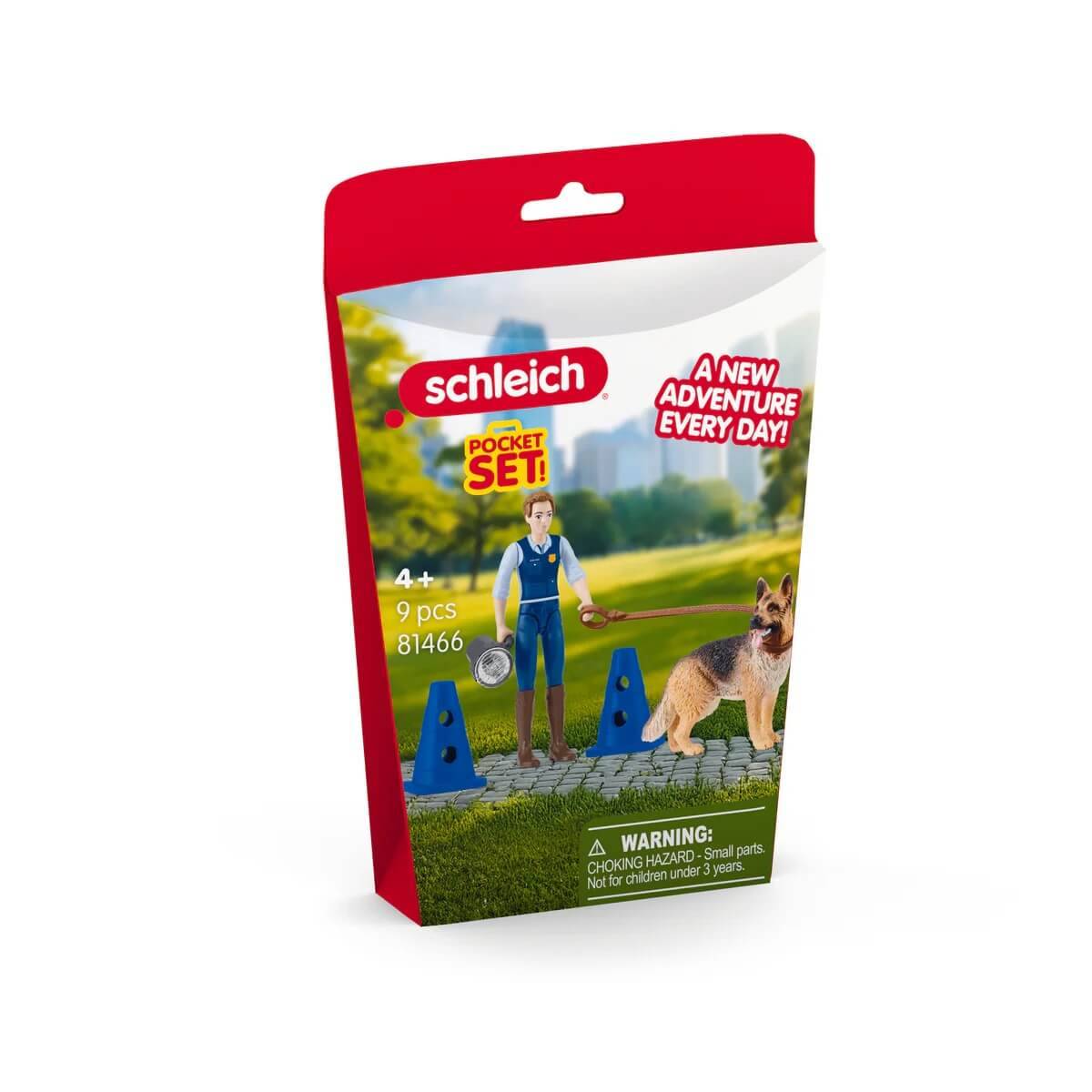 Ein Set von Schleich 'Pocket Set' Spielzeugen enthält eine Figurine einer Person, einen Deutschen Schäferhund, Pylonen und Hindernisse. Geeignet für Alter 4+.