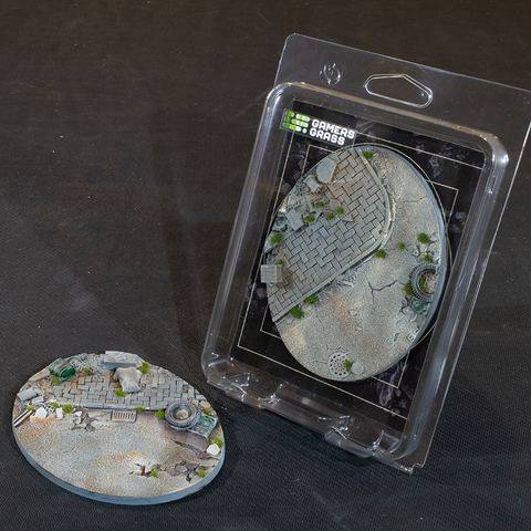 GamersGrass Urban Warfare - Oval 120mm (x1)